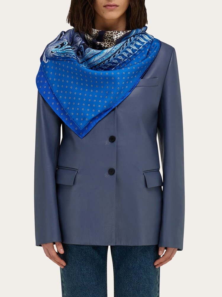 FERRAGAMO WOMEN'S BLUE SILK PRINTED SCARF