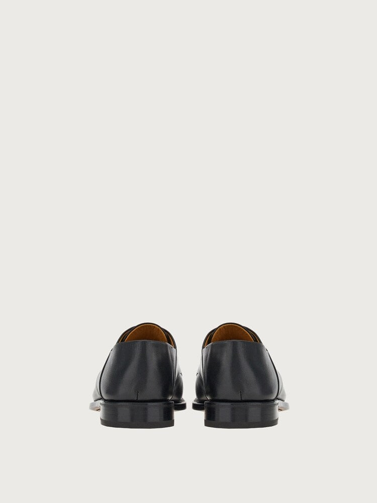 FERRAGAMO MEN'S BLACK CALF LEATHER SHOES