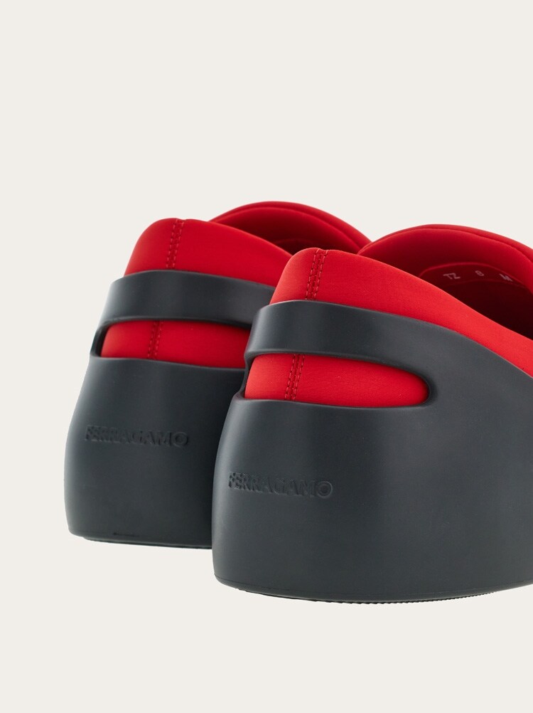 FERRAGAMO MEN'S RED BLACK RUBBER SNEAKERS