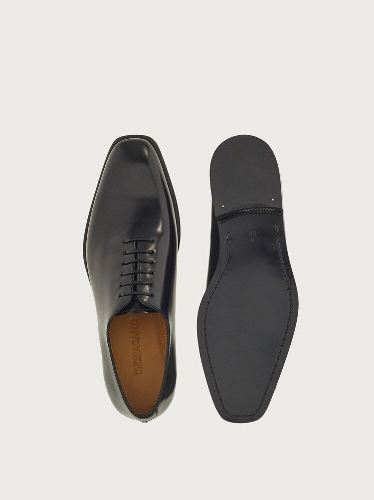 FERRAGAMO MEN'S BLACK CALF LEATHER SHOES