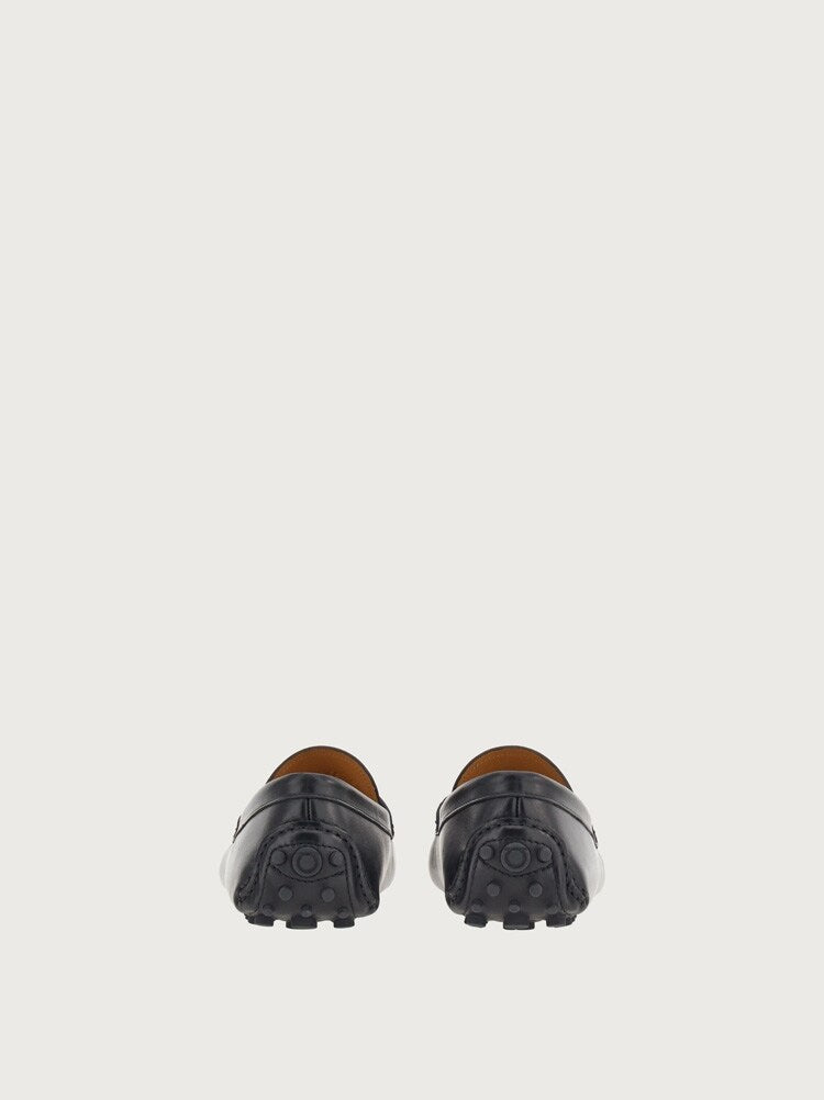 FERRAGAMO MEN'S BLACK CALF LEATHER LOAFERS