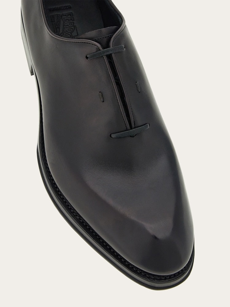 FERRAGAMO MEN'S BLACK CALF LEATHER SHOES
