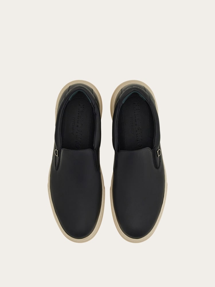 FERRAGAMO MEN'S BLACK CALF LEATHER SNEAKERS
