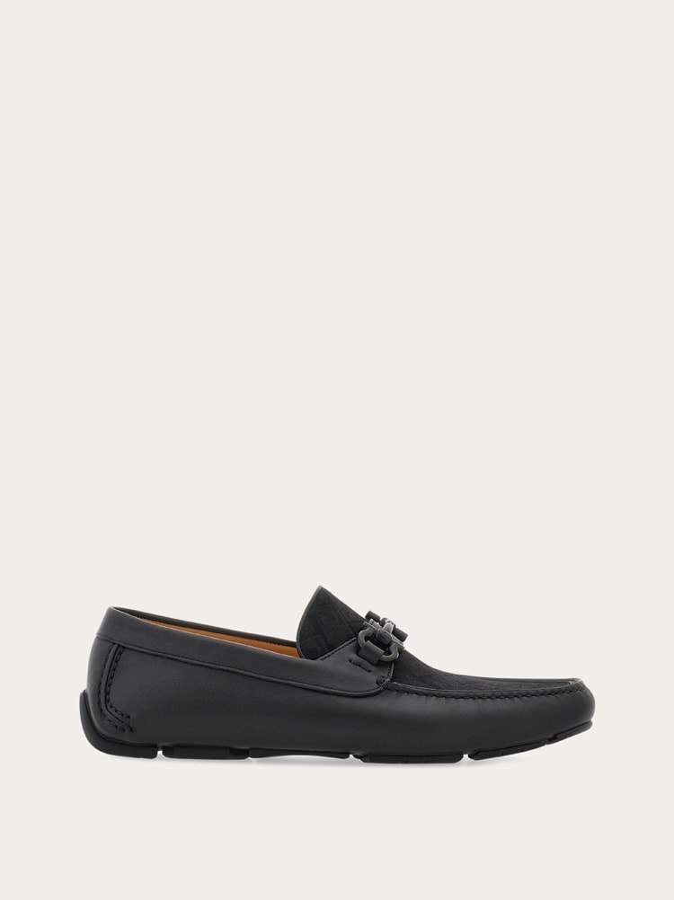 FERRAGAMO MEN'S BLACK CALF LEATHER LOAFERS