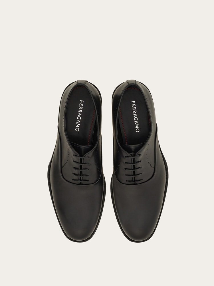 FERRAGAMO MEN'S BLACK CALF LEATHER SHOES