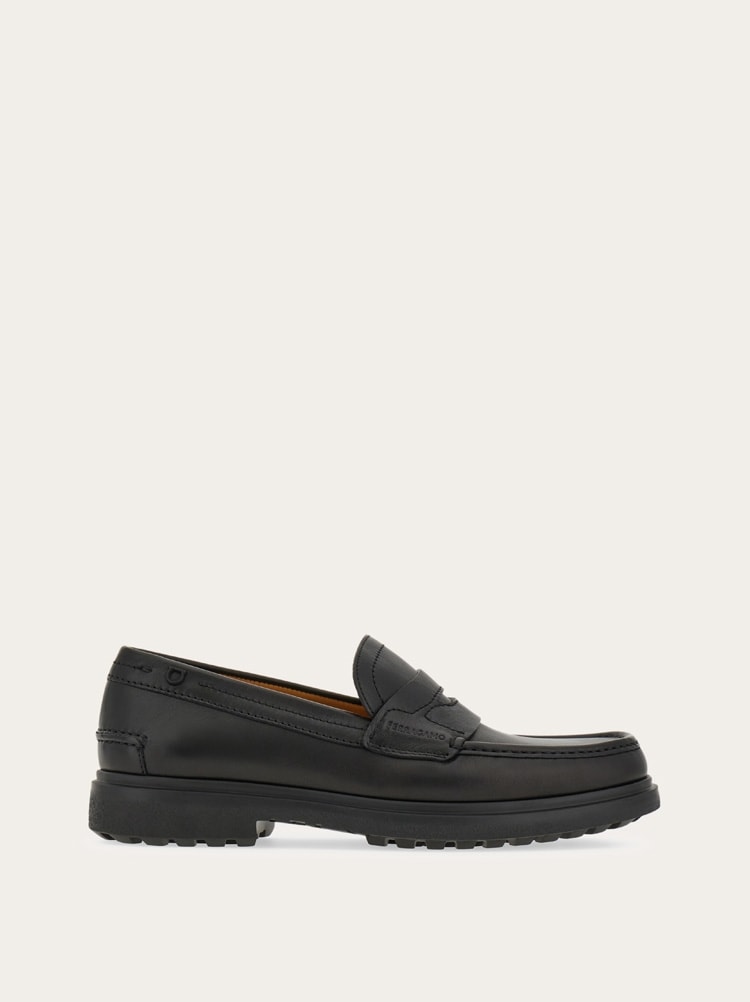 FERRAGAMO MEN'S BLACK LEATHER PENNY LOAFERS