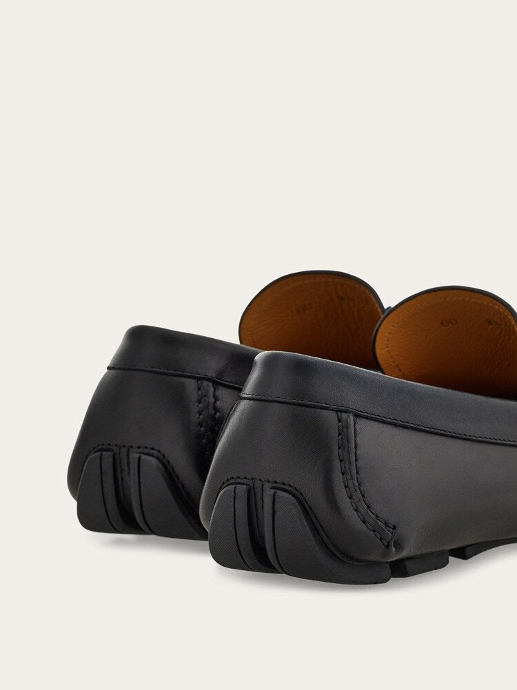 FERRAGAMO MEN'S BLACK CALF LEATHER LOAFERS