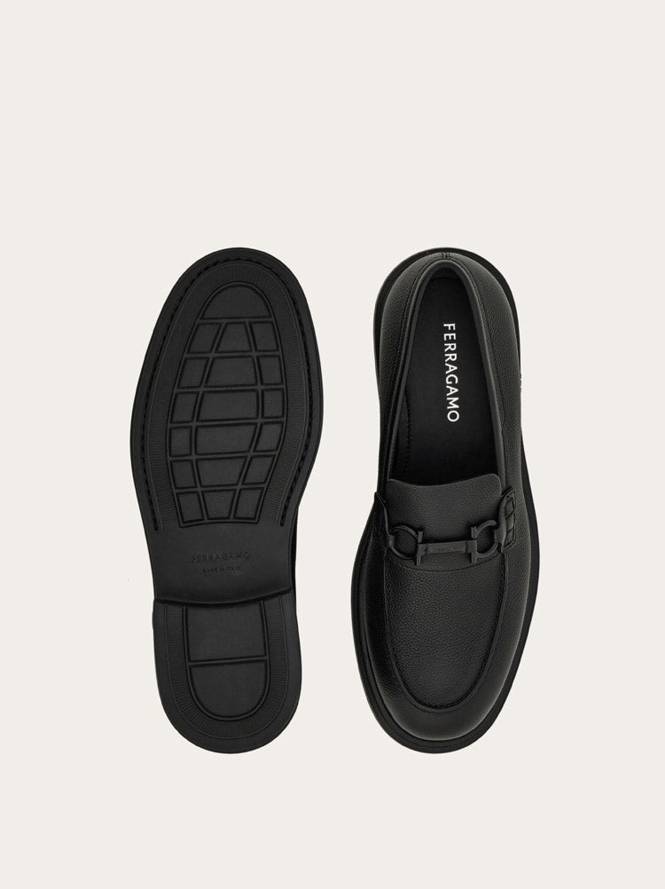 FERRAGAMO MEN'S BLACK CALF LEATHER LOAFERS