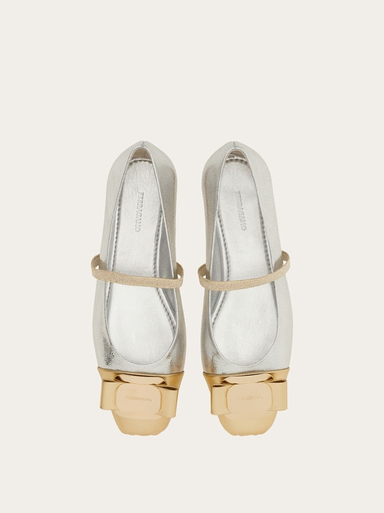 FERRAGAMO WOMEN'S SILVER LEATHER TWO TONE FLATS