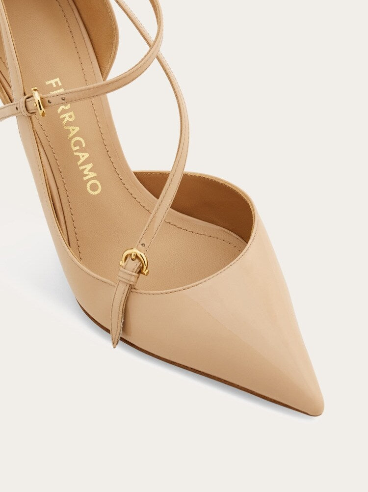 FERRAGAMO WOMEN'S BEIGE LEATHER POINTED SHOES