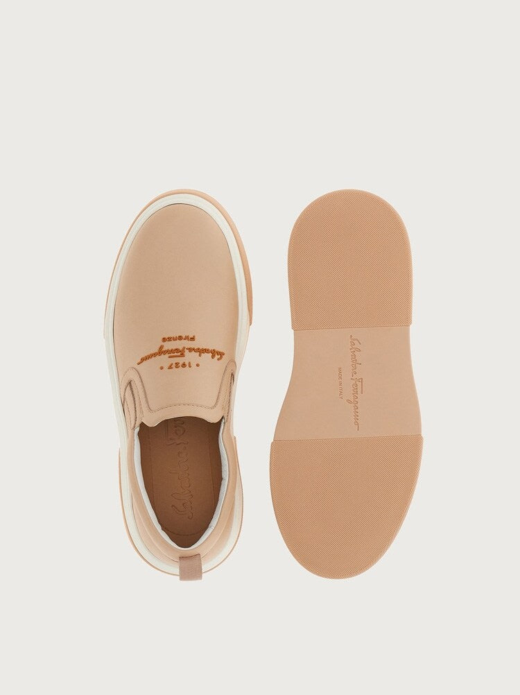 FERRAGAMO WOMEN'S BEIGE LEATHER SLIP ON SHOES