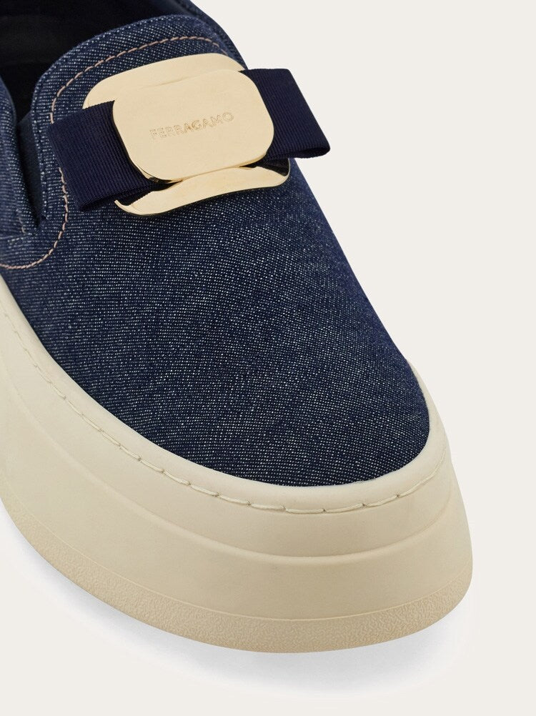 FERRAGAMO WOMEN'S DARK BLUE FABRIC SNEAKERS