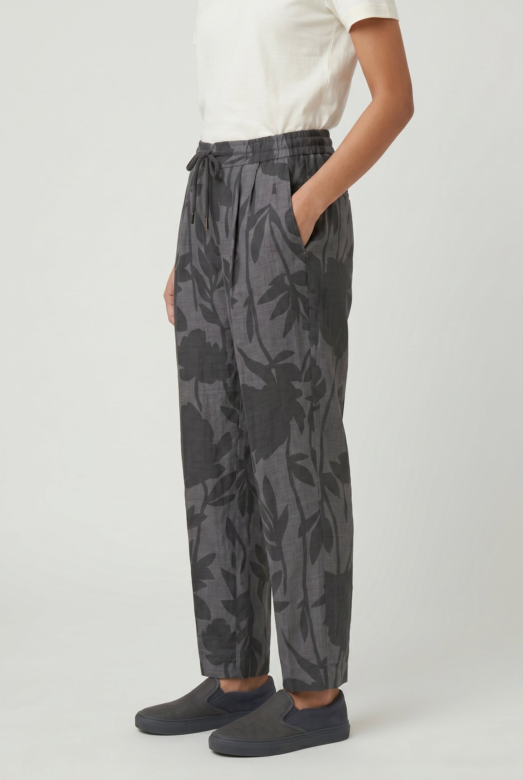BRUNELLO CUCINELLI WOMEN'S GREY LINEN RELAXED TROUSERS
