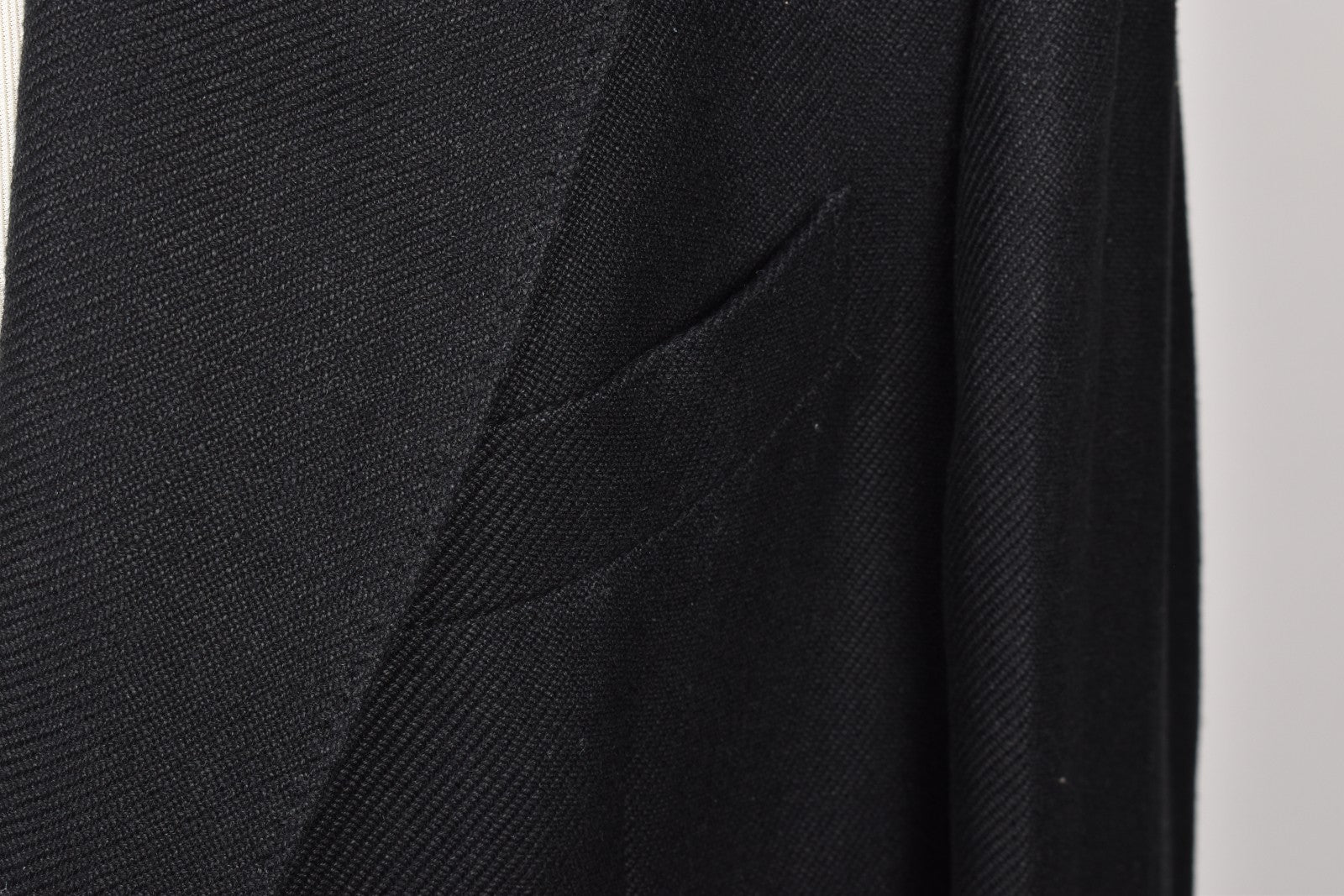 BRUNELLO CUCINELLI MEN'S BLACK WOOL BLEND TAILORED BLAZER