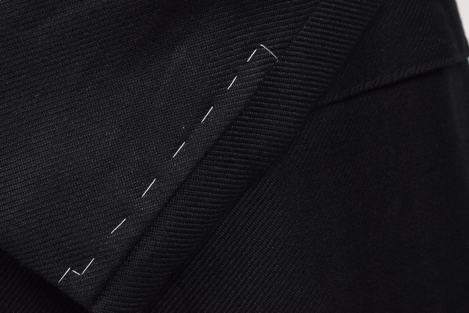 BRUNELLO CUCINELLI MEN'S BLACK WOOL BLEND TAILORED BLAZER