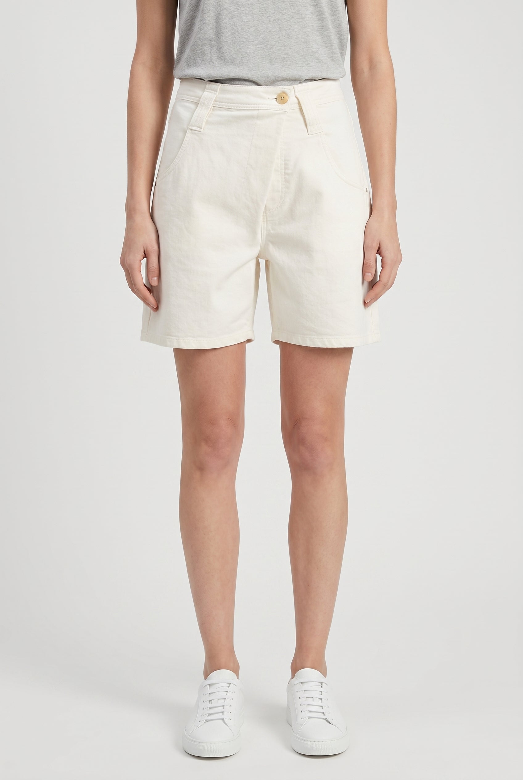 BRUNELLO CUCINELLI WOMEN'S OFF WHITE RELAXED SHORTS