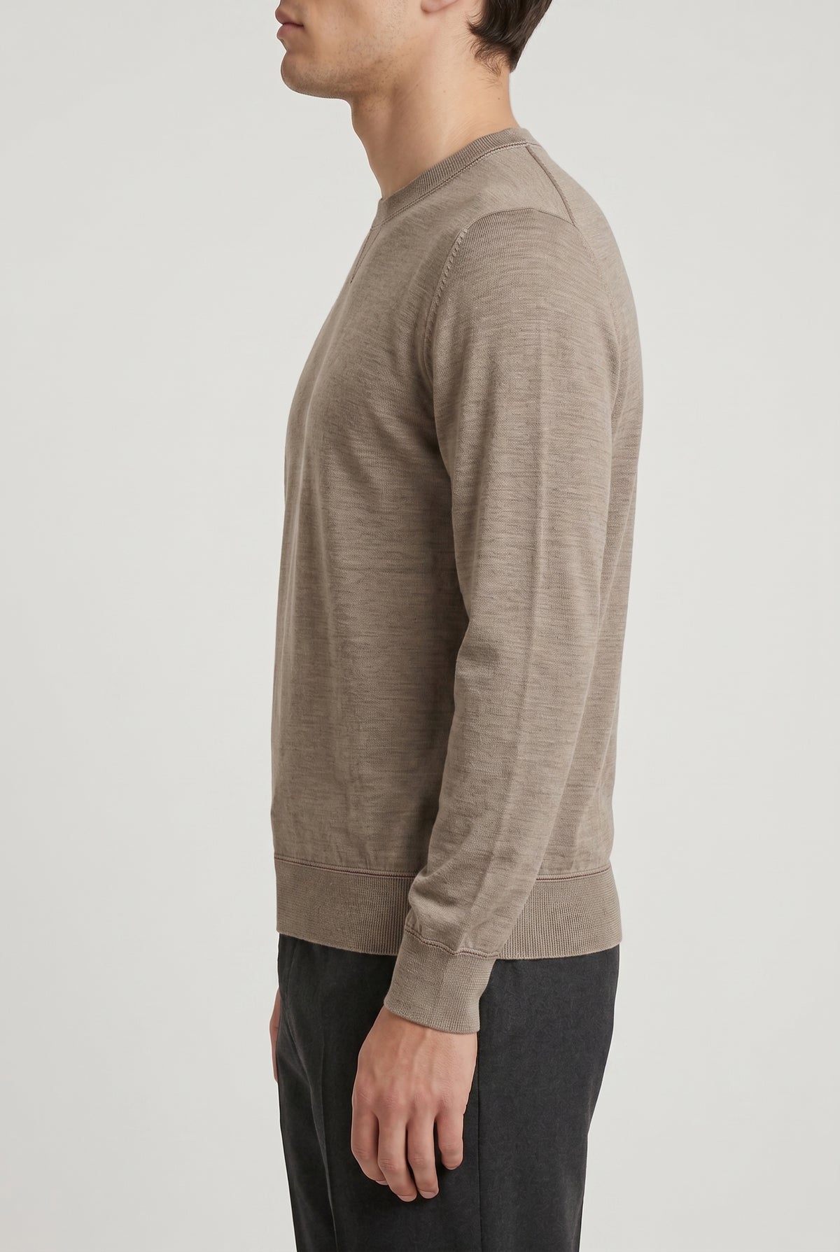 BRUNELLO CUCINELLI MEN'S BEIGE CASHMERE SILK SWEATER