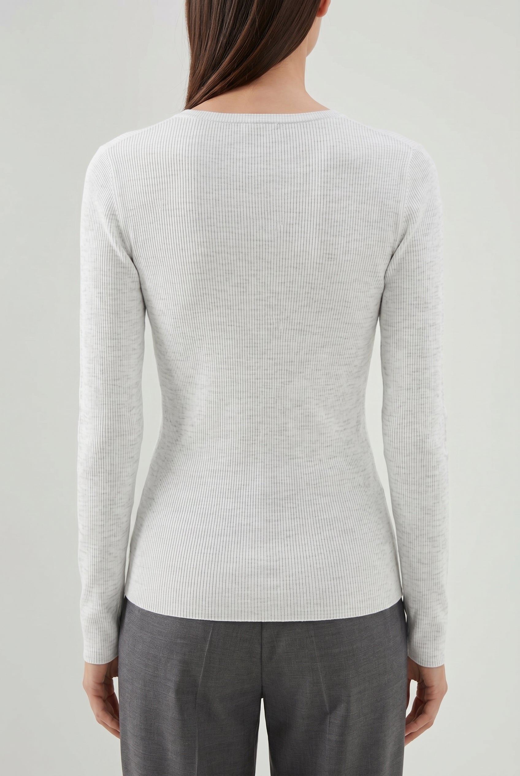BRUNELLO CUCINELLI WOMEN'S LIGHT GREY RIBBED KNIT TOP