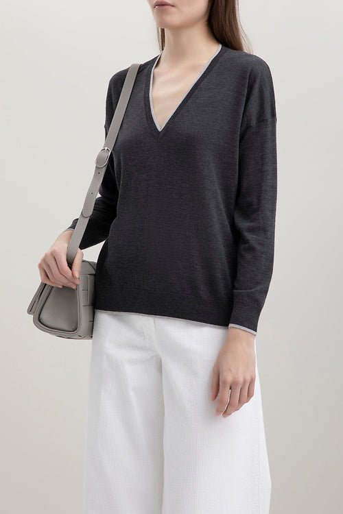 ELEVENTY WOMEN'S DARK BLUE V NECK SWEATER