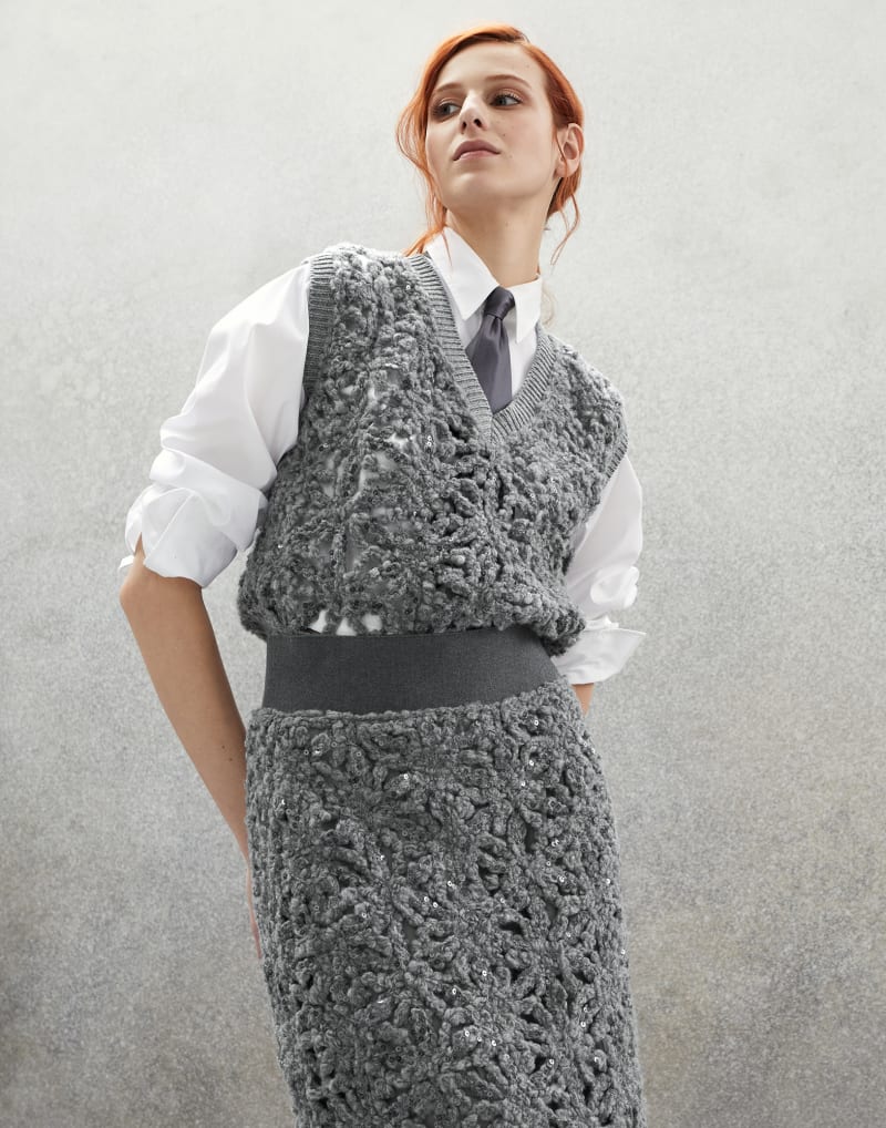 BRUNELLO CUCINELLI WOMEN'S MEDIUM GREY WOOL PENCIL SKIRT