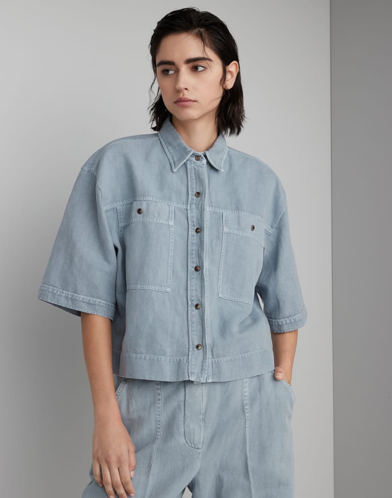 BRUNELLO CUCINELLI WOMEN'S LIGHT BLUE LINEN BLEND SHIRT