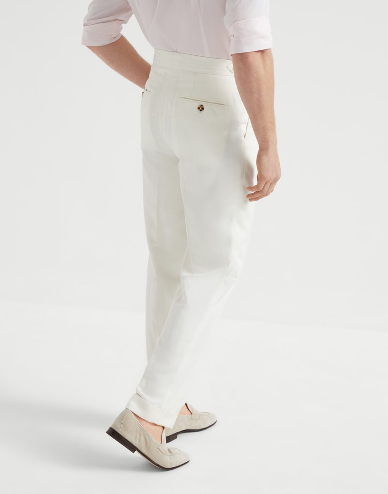 BRUNELLO CUCINELLI MEN'S OFF WHITE LINEN TAILORED TROUSERS