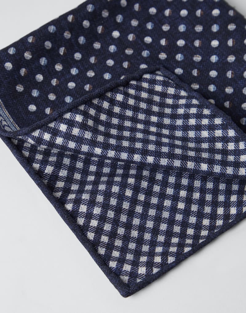 BRUNELLO CUCINELLI MEN'S NAVY SILK POCKET SQUARE