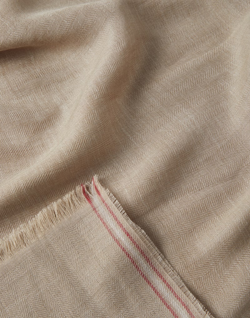 BRUNELLO CUCINELLI MEN'S BEIGE LIGHTWEIGHT SCARF