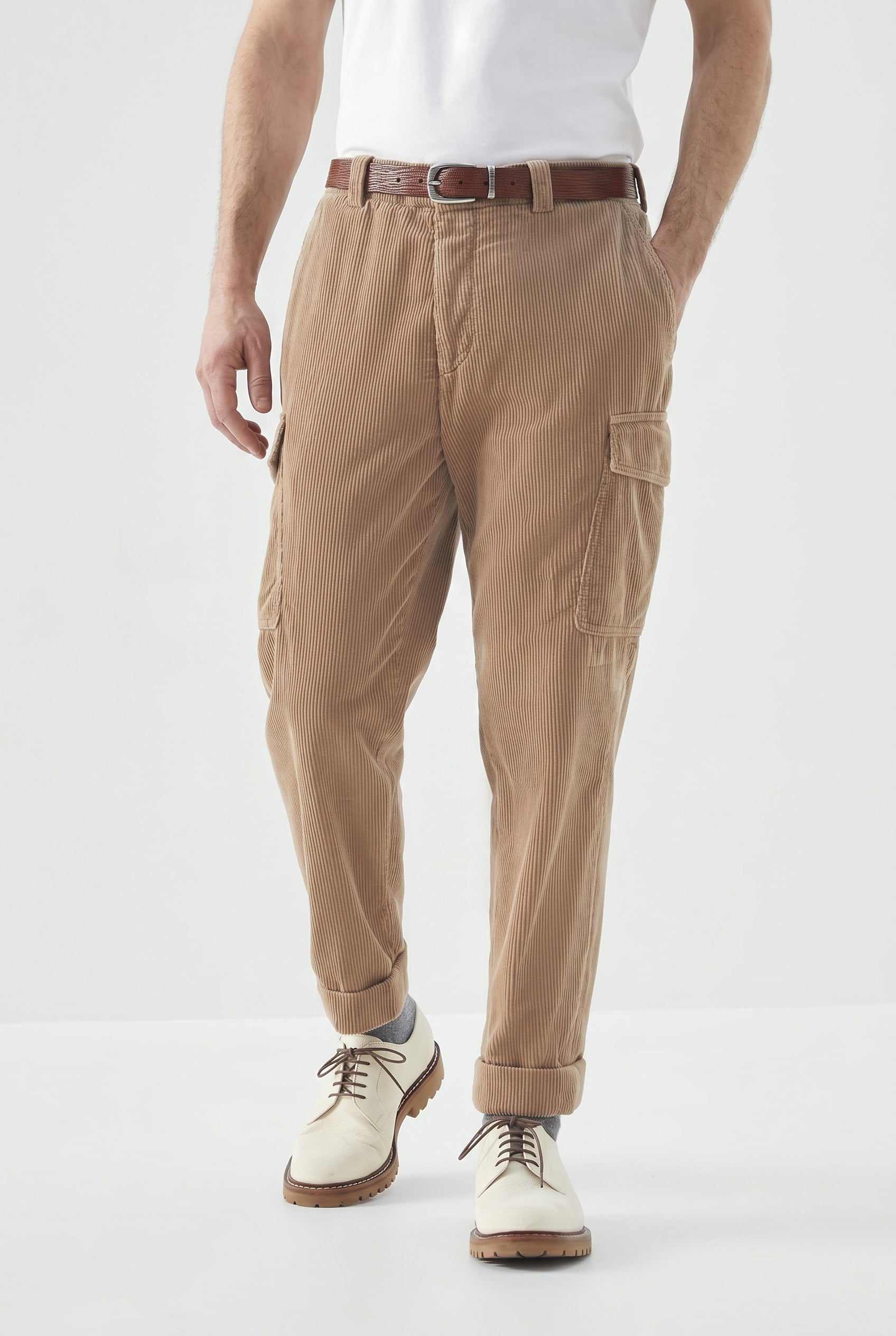 BRUNELLO CUCINELLI MEN'S LIGHT BROWN CORDUROY TROUSERS