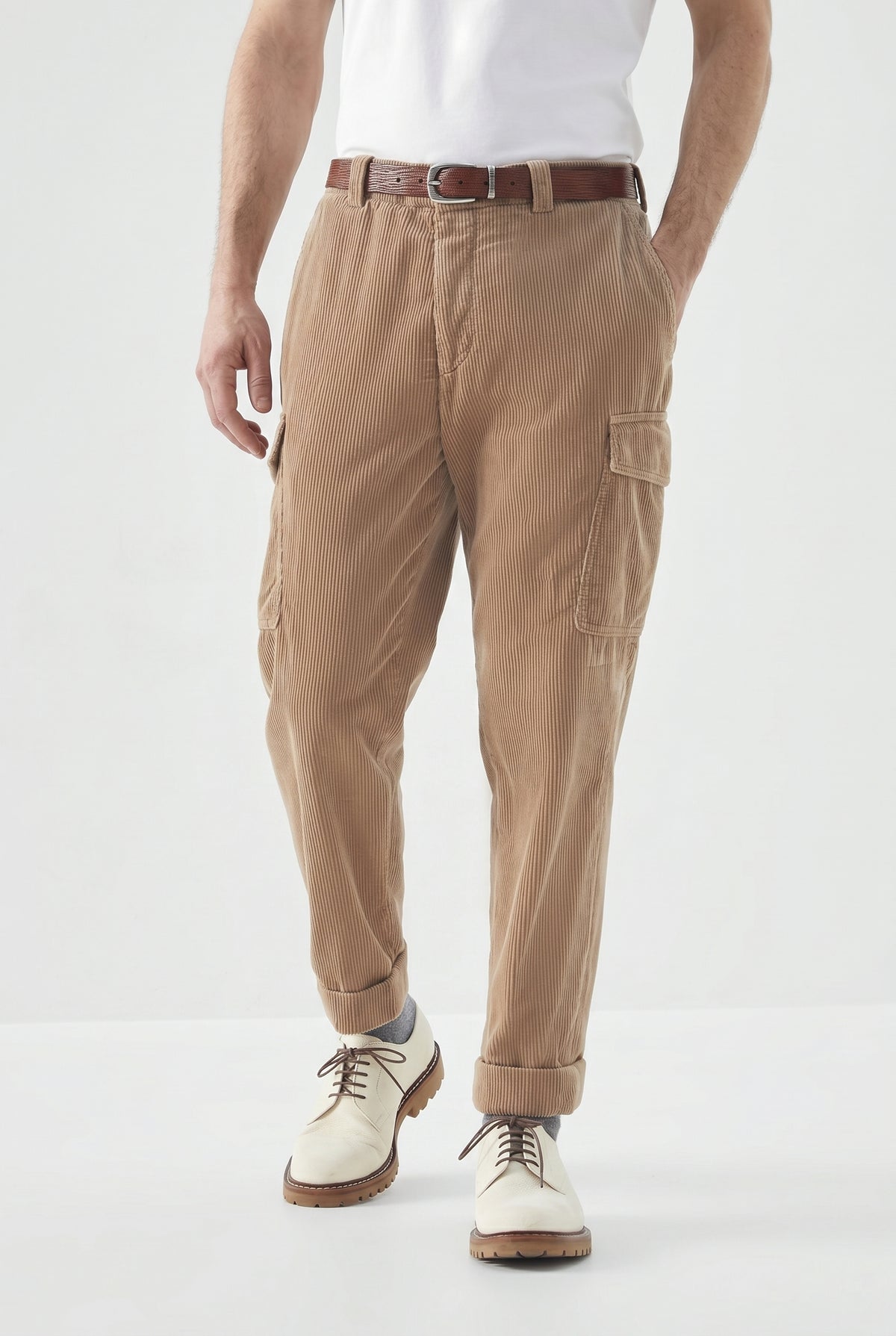 BRUNELLO CUCINELLI MEN'S LIGHT BROWN CORDUROY TROUSERS