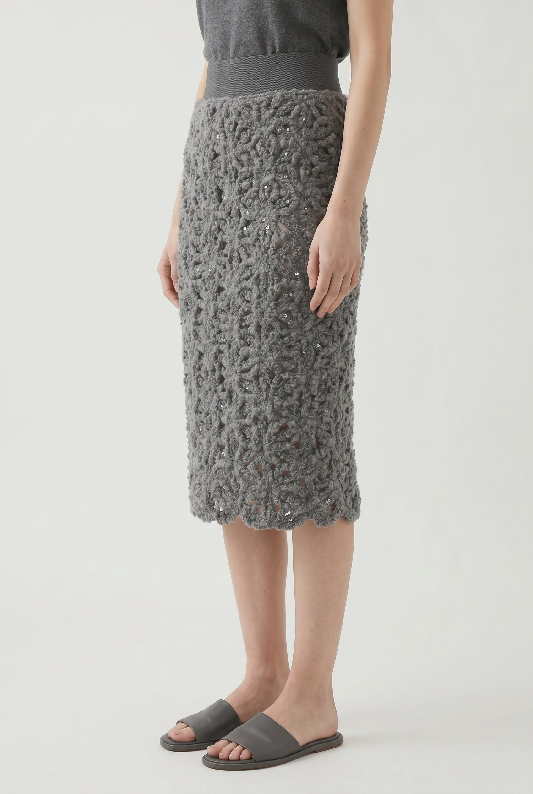 BRUNELLO CUCINELLI WOMEN'S MEDIUM GREY WOOL PENCIL SKIRT