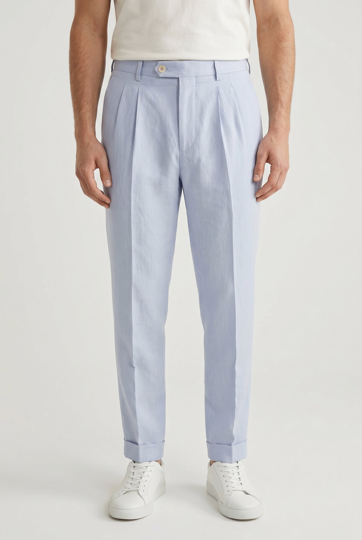 BRUNELLO CUCINELLI MEN'S LIGHT BLUE LINEN TAILORED TROUSERS
