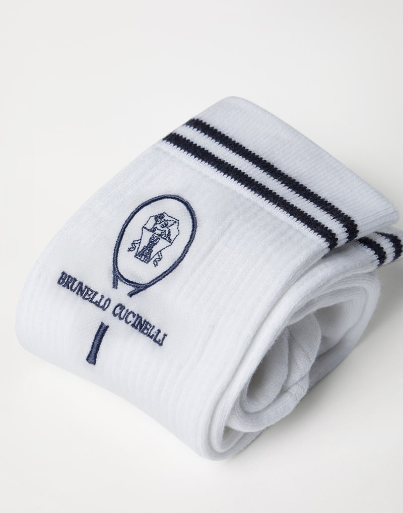 BRUNELLO CUCINELLI MEN'S WHITE RIBBED COTTON SOCKS