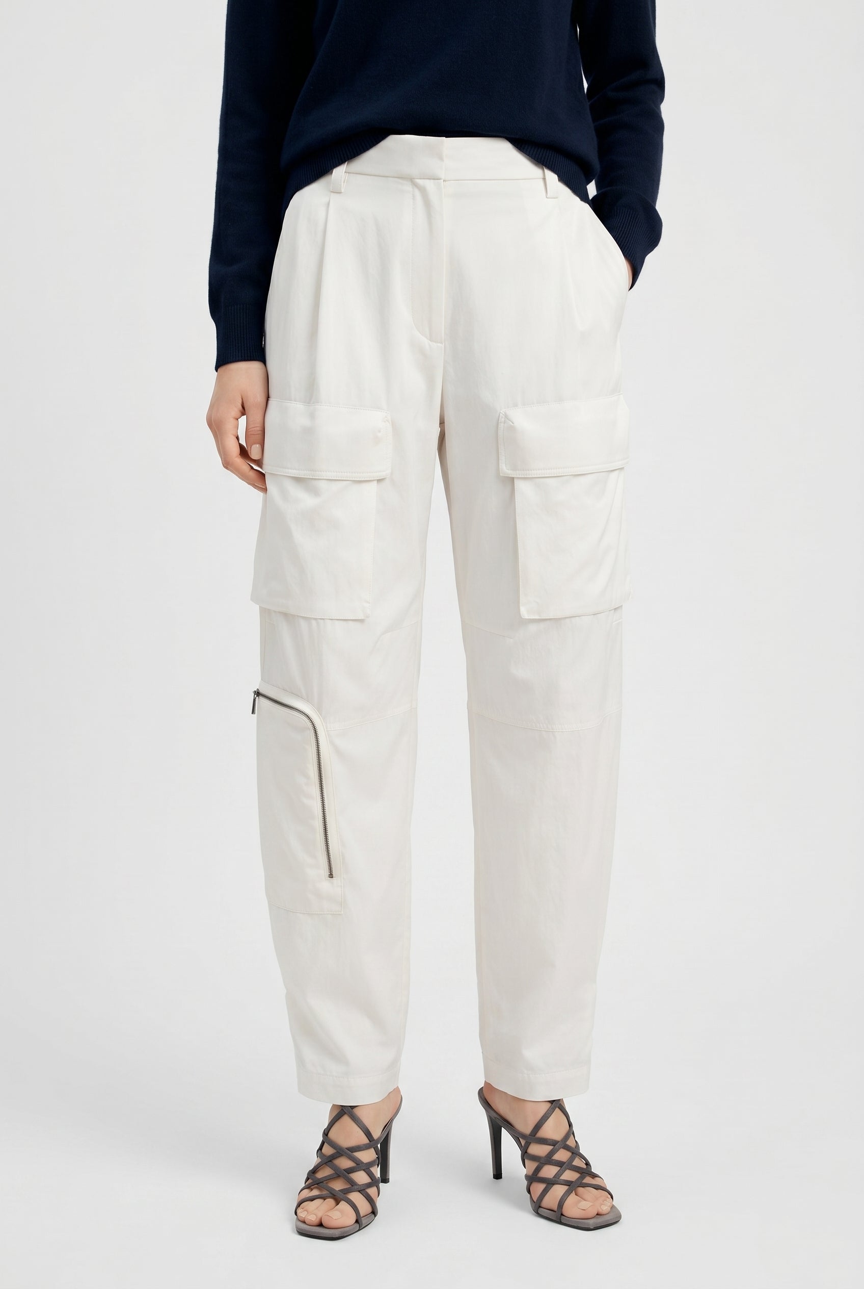 BRUNELLO CUCINELLI WOMEN'S OFF WHITE RELAXED CARGO TROUSERS