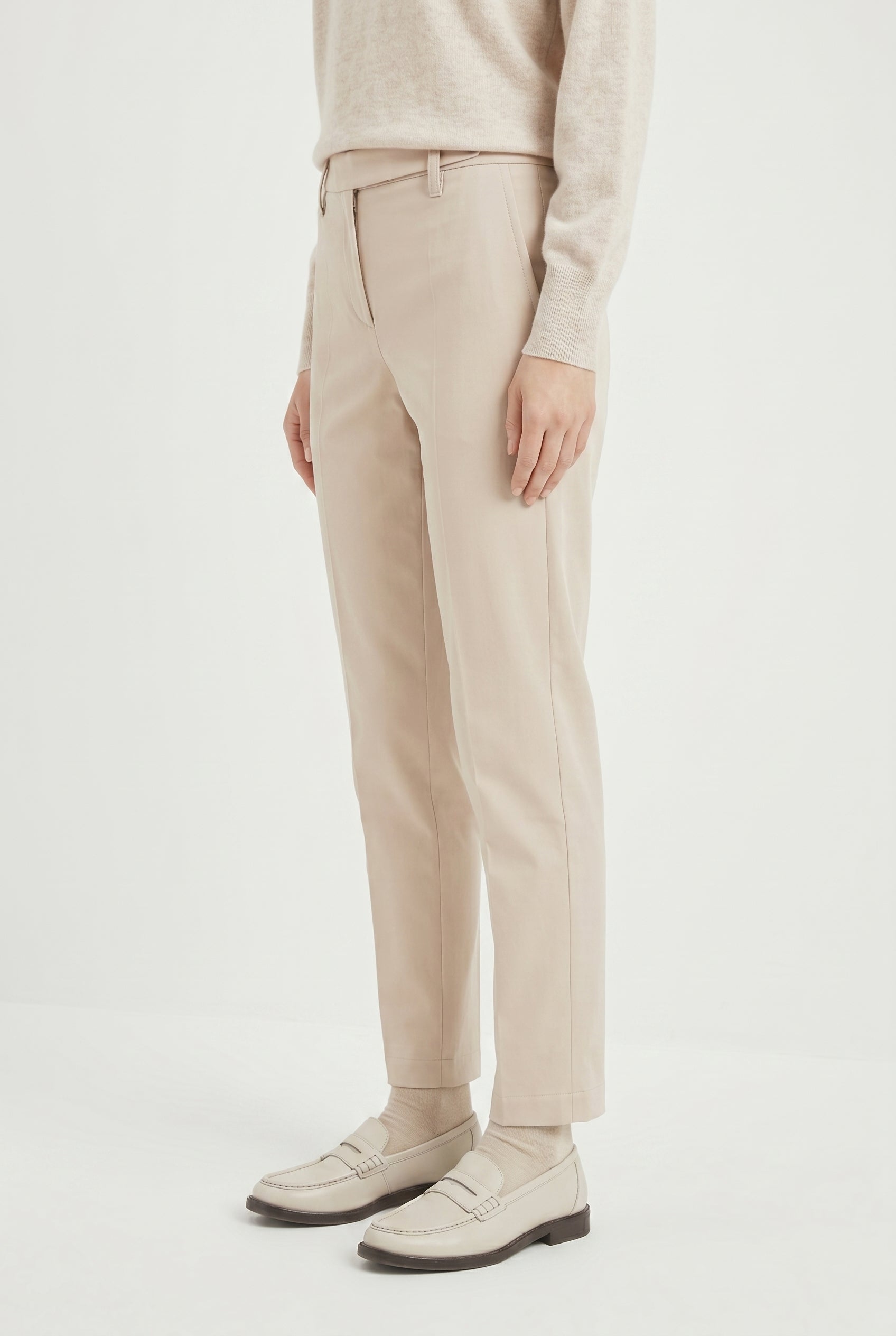 BRUNELLO CUCINELLI WOMEN'S BEIGE TAILORED SLIM TROUSERS