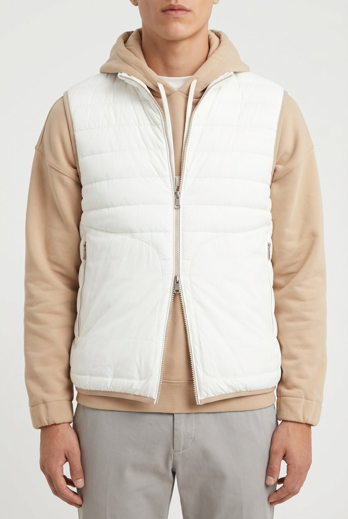 BRUNELLO CUCINELLI MEN'S WHITE QUILTED SLEEVELESS JACKET