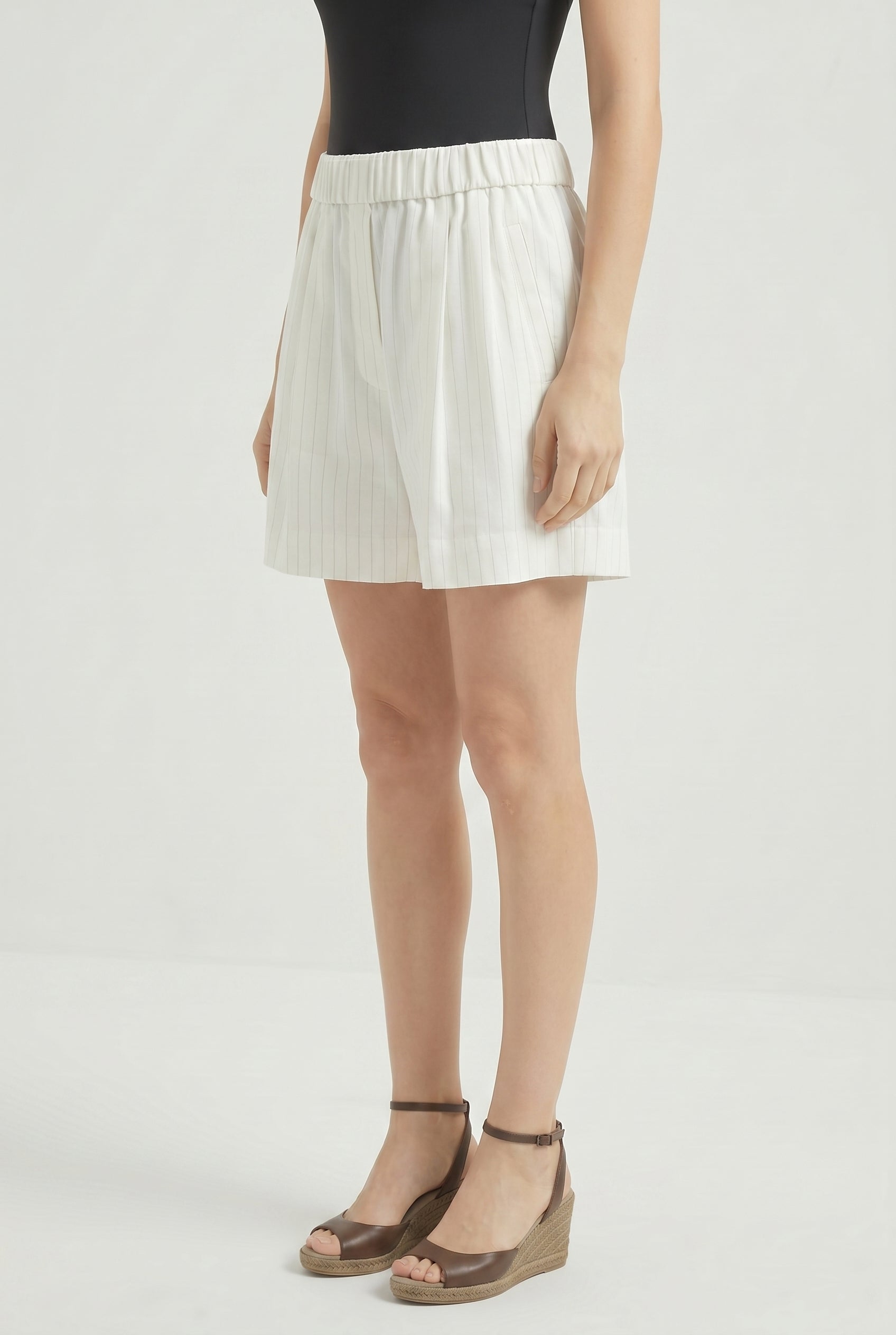 BRUNELLO CUCINELLI WOMEN'S OFF WHITE RELAXED SHORTS