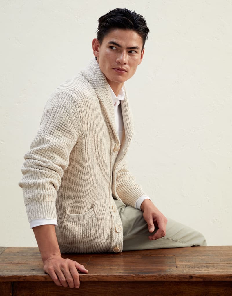 BRUNELLO CUCINELLI MEN'S BEIGE COTTON SHAWL SWEATER