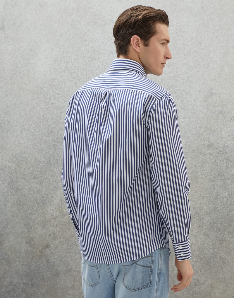 BRUNELLO CUCINELLI MEN'S WHITE AND BLUE STRIPED COTTON SHIRT