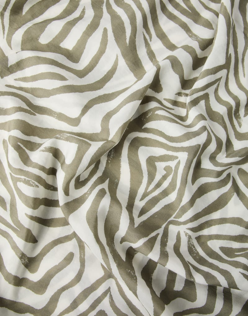 BRUNELLO CUCINELLI WOMEN'S GREEN SILK PRINTED SCARF