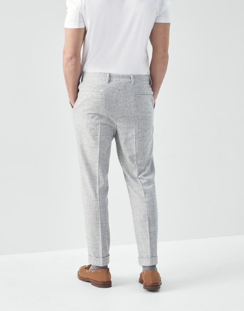 BRUNELLO CUCINELLI MEN'S LIGHT GREY WOOL TROUSERS