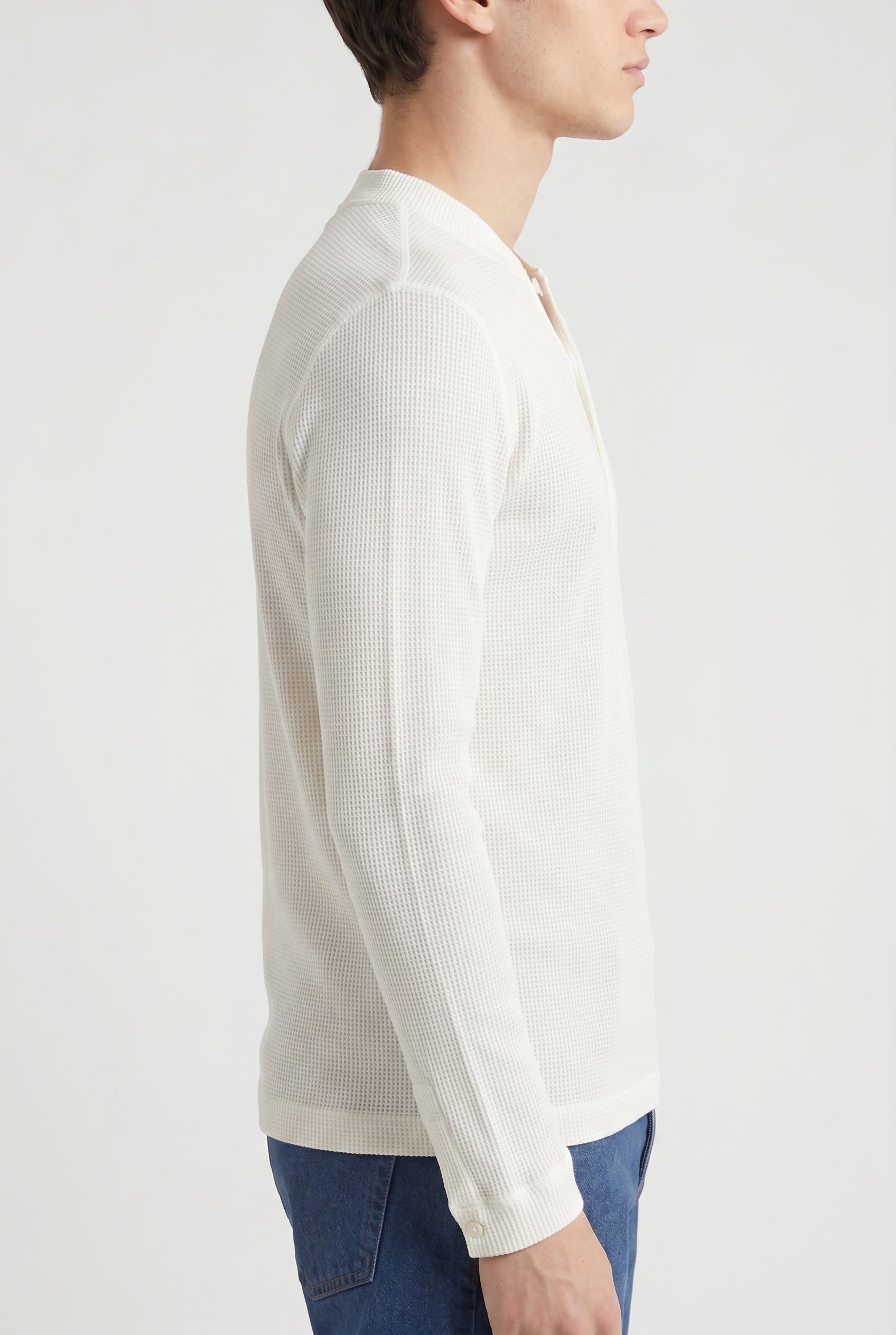 BRUNELLO CUCINELLI MEN'S OFF WHITE WAFFLE KNIT SHIRT