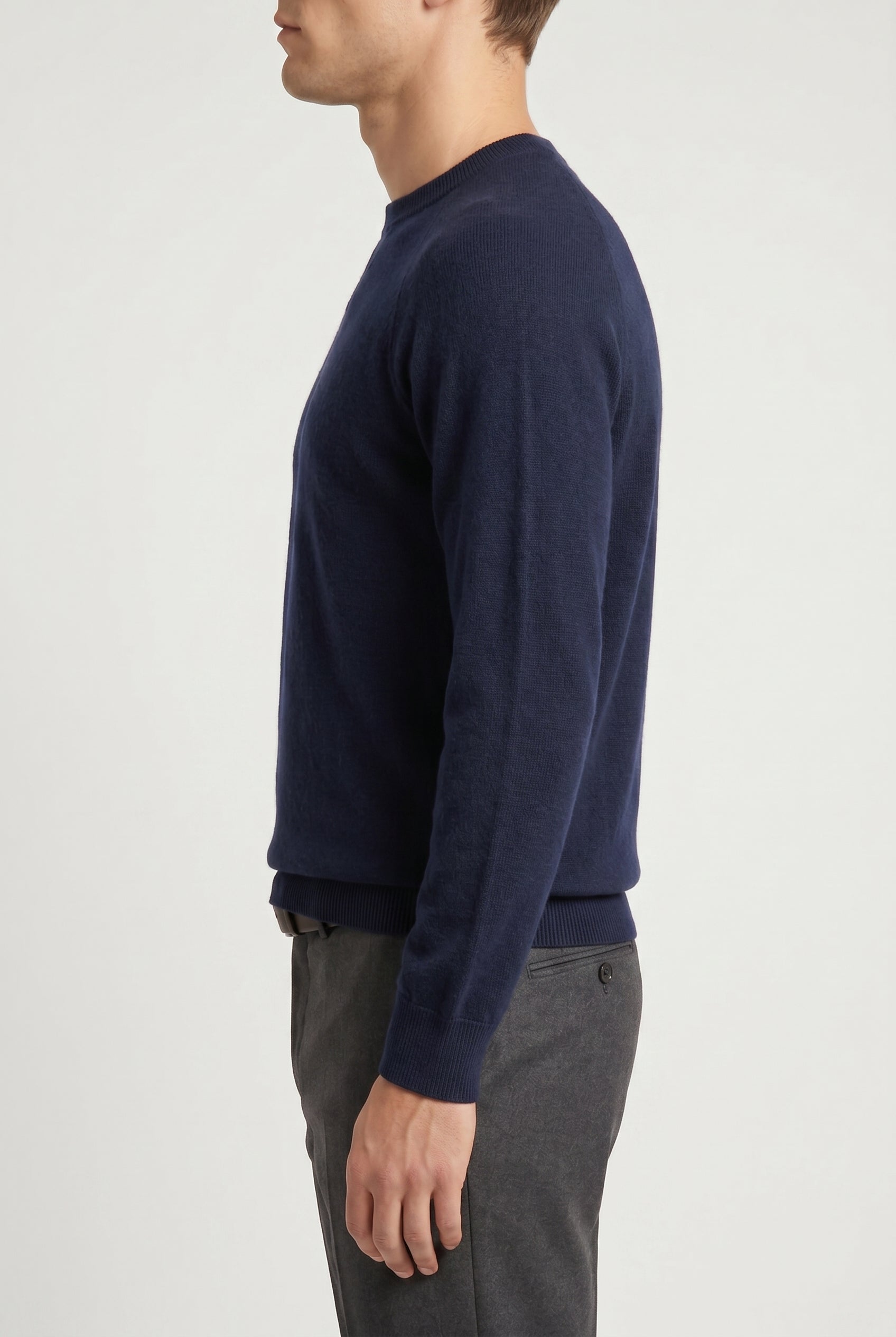 BRUNELLO CUCINELLI MEN'S DARK NAVY CASHMERE SWEATER