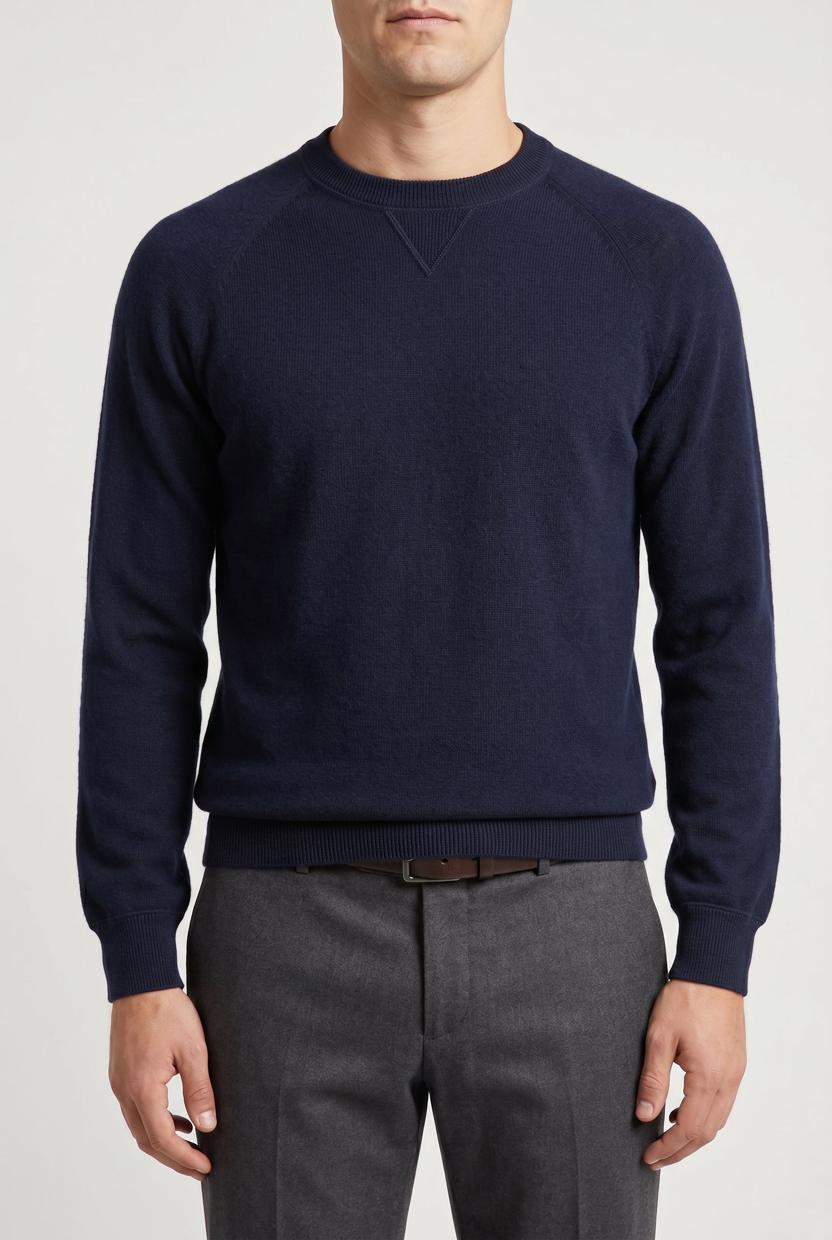 BRUNELLO CUCINELLI MEN'S DARK NAVY CASHMERE SWEATER