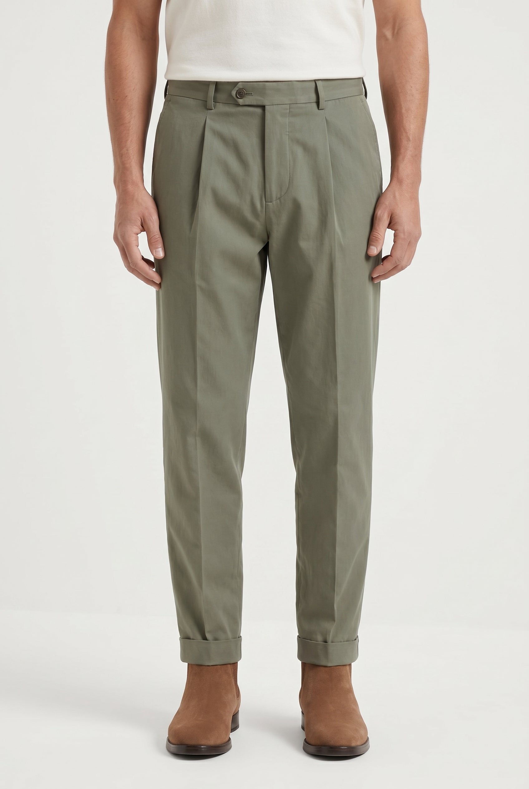 BRUNELLO CUCINELLI MEN'S OLIVE PLEATED COTTON TROUSERS