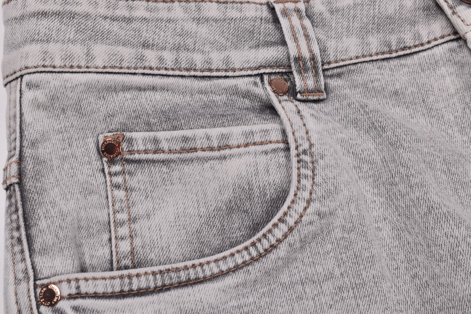 BRUNELLO CUCINELLI WOMEN'S LIGHT GREY DENIM TROUSERS