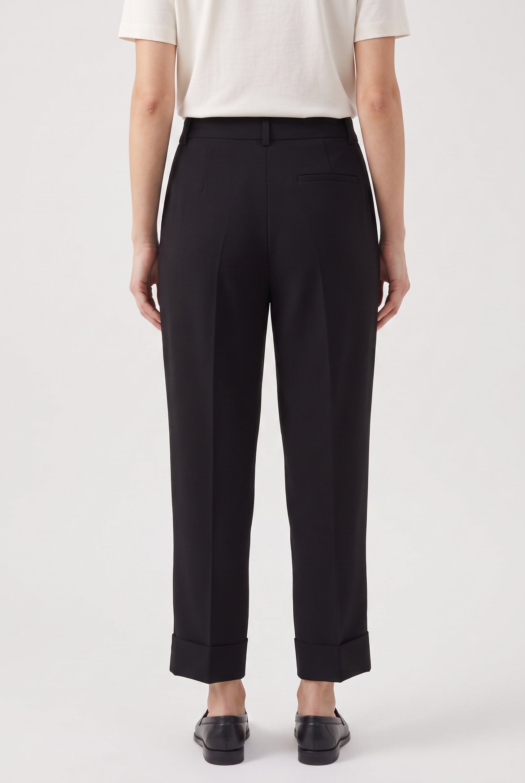 BRUNELLO CUCINELLI WOMEN'S BLACK ACETATE SILK TAPERED TROUSERS