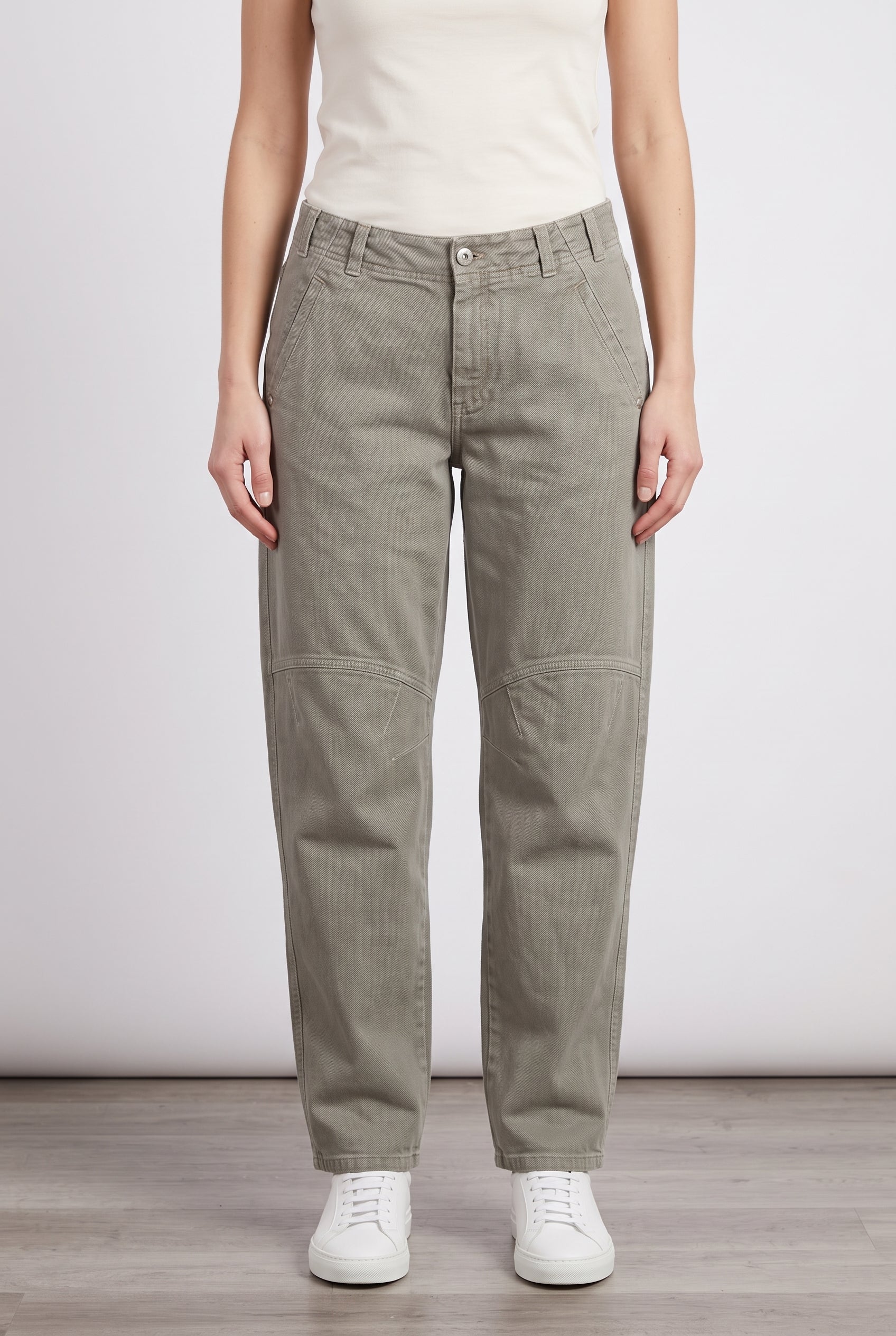 BRUNELLO CUCINELLI WOMEN'S LIGHT GREEN RELAXED TROUSERS