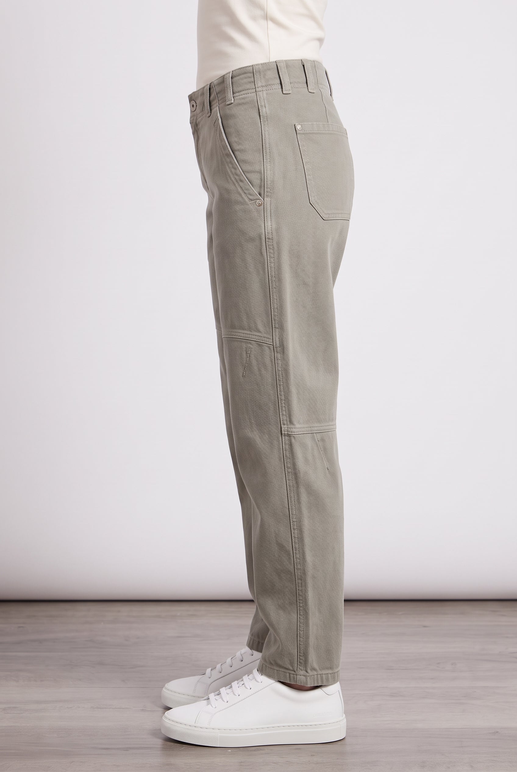 BRUNELLO CUCINELLI WOMEN'S LIGHT GREEN RELAXED TROUSERS