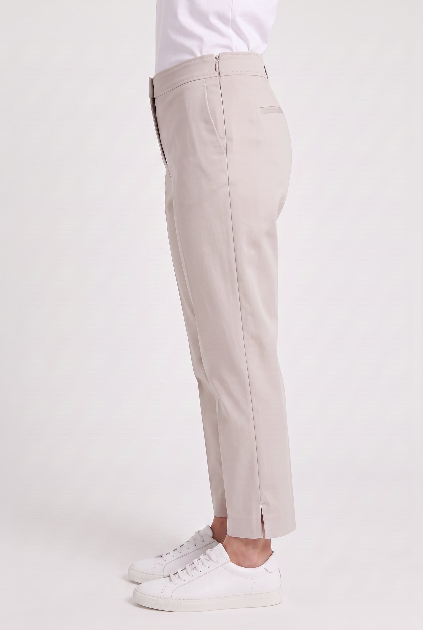 BRUNELLO CUCINELLI WOMEN'S BEIGE COTTON CROPPED TROUSERS